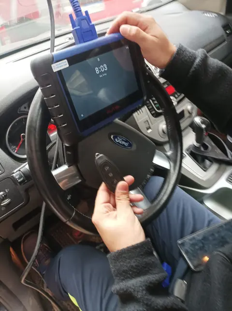 Ford: programación de llave de proximidad